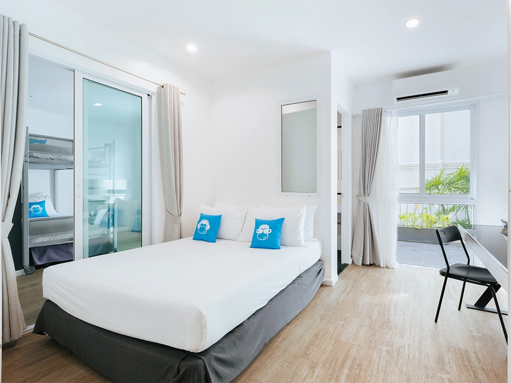 Connecting Room (Double Bed Room + Bunk Bed Room)